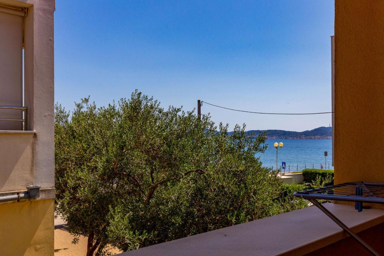 Lanterna Puntamika apt. near beach Zadar Exterior foto