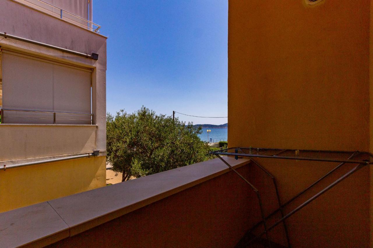 Lanterna Puntamika apt. near beach Zadar Exterior foto