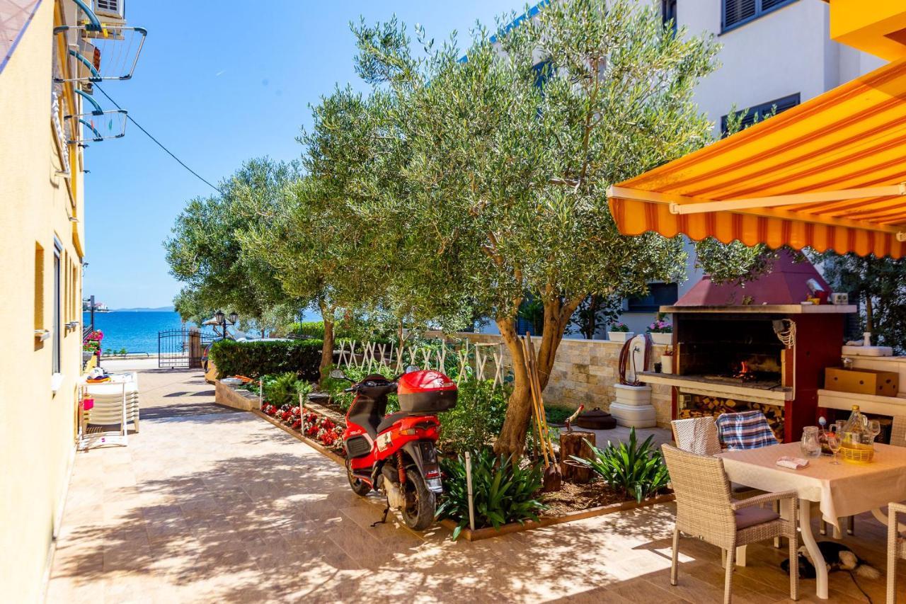 Lanterna Puntamika apt. near beach Zadar Exterior foto