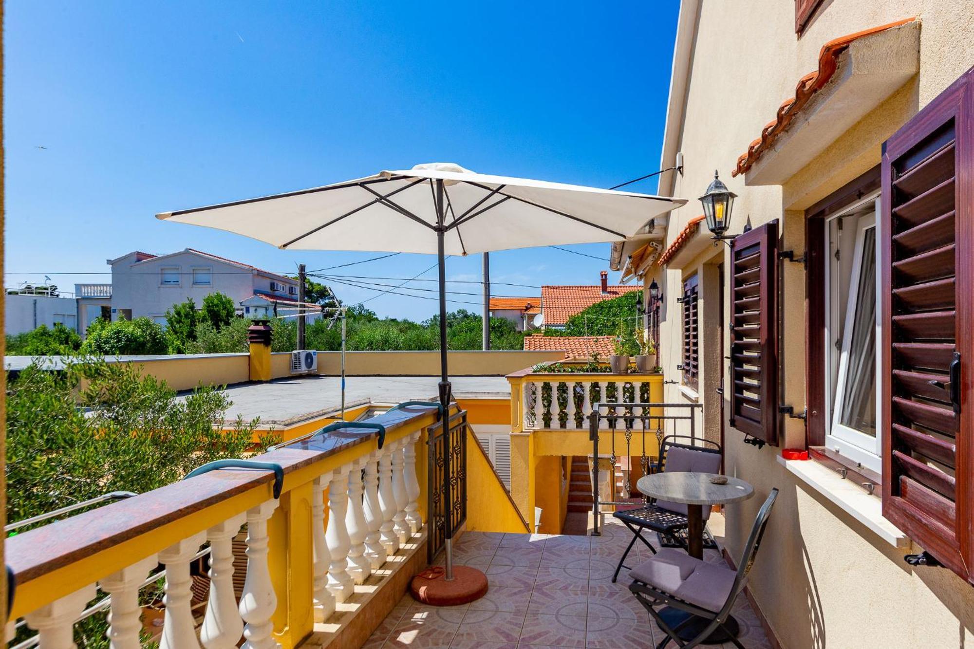 Lanterna Puntamika apt. near beach Zadar Exterior foto