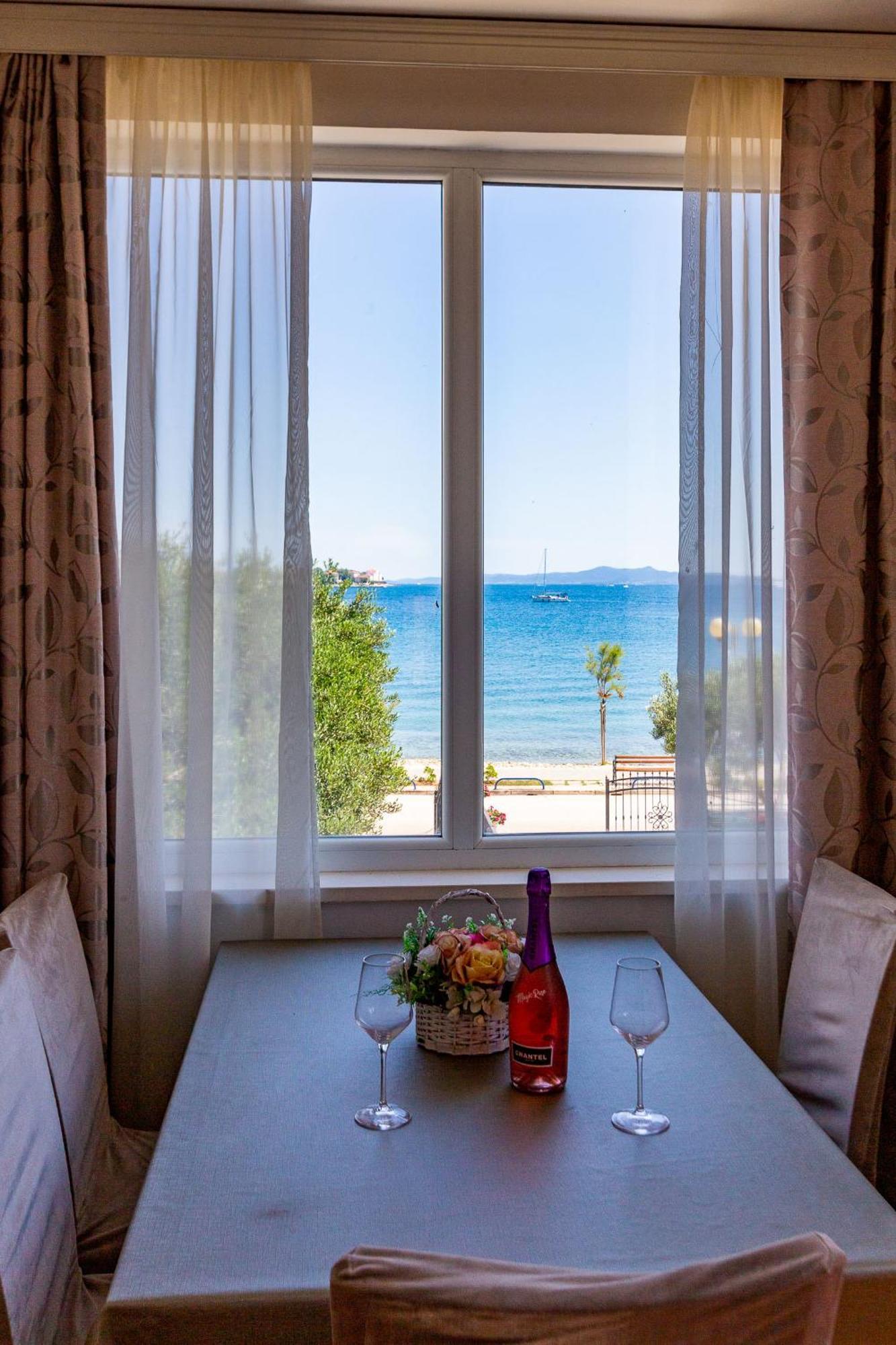 Lanterna Puntamika apt. near beach Zadar Exterior foto