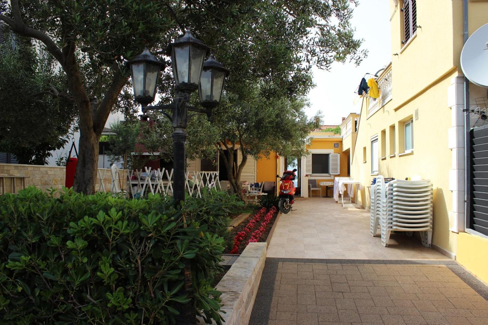 Lanterna Puntamika apt. near beach Zadar Exterior foto