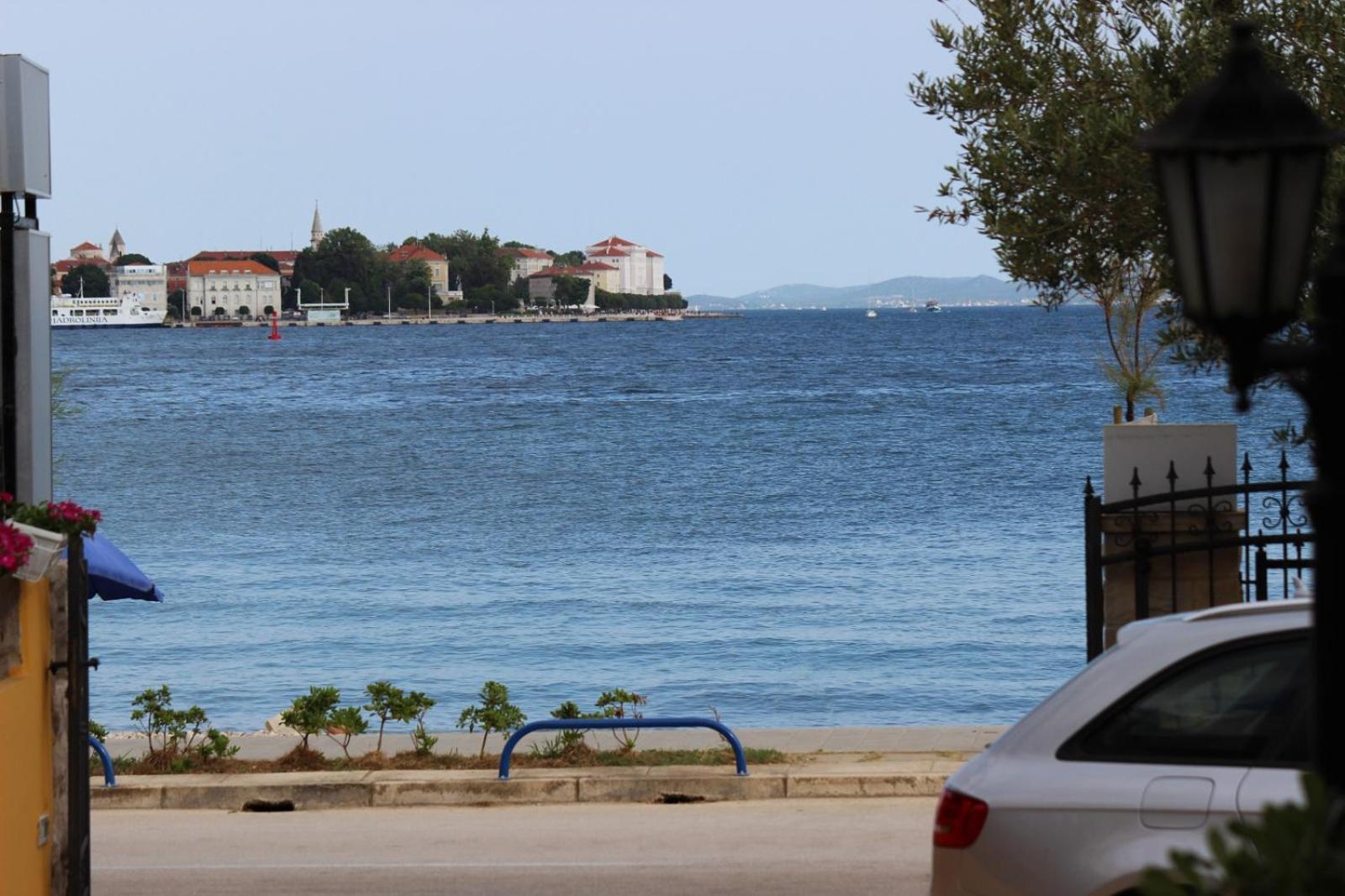 Lanterna Puntamika apt. near beach Zadar Exterior foto